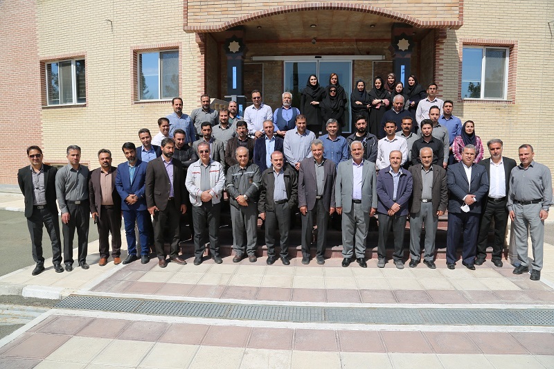 تبریک سال نو مدیریت پتروشیمی بیستون